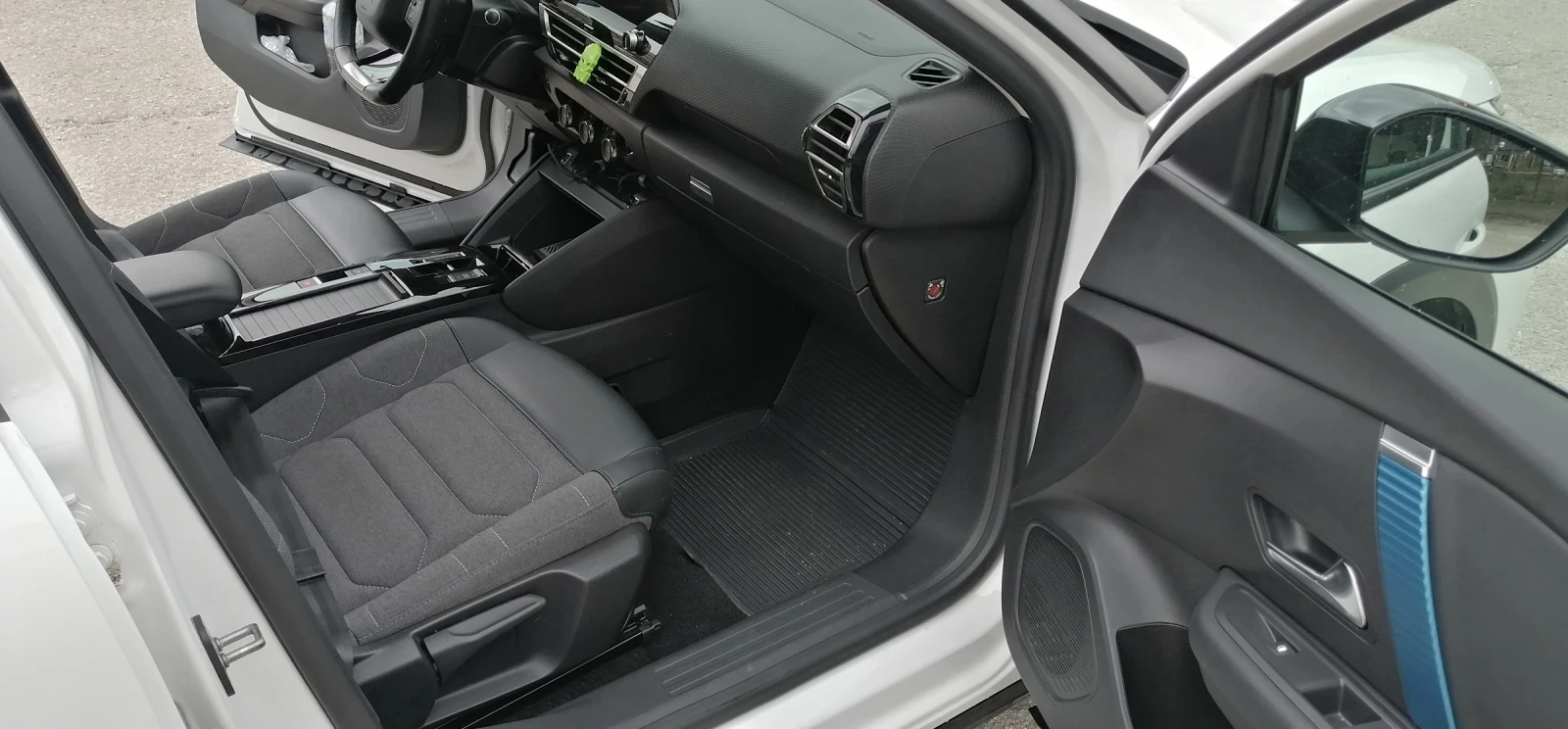 Citroen C4 eC4, снимка 5 - Автомобили и джипове - 54207541