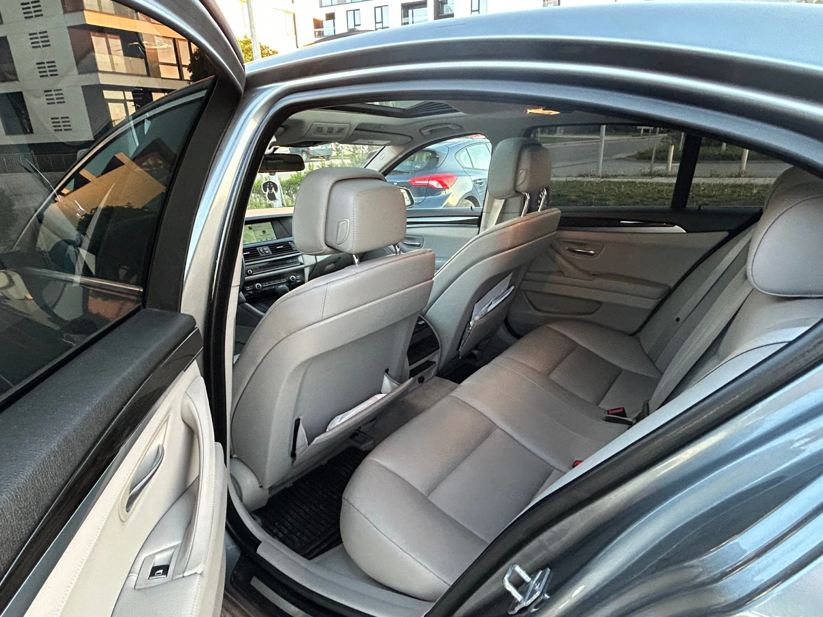 BMW 535 i MT RWD, снимка 11 - Автомобили и джипове - 54322563