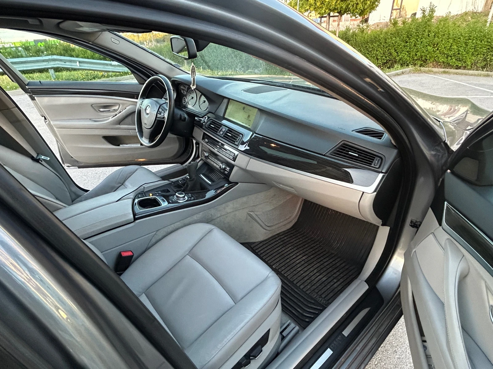 BMW 535 i MT RWD, снимка 9 - Автомобили и джипове - 54322563