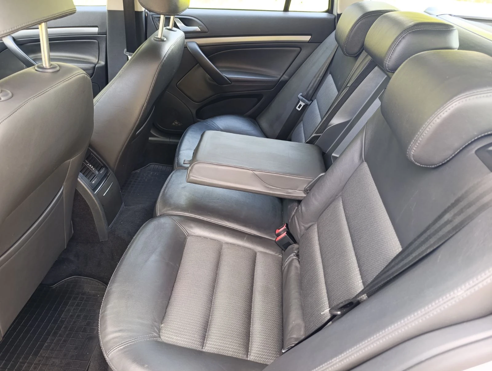 Skoda Octavia 1.9 TDI 105 к.с. BLS, снимка 15 - Автомобили и джипове - 54344695