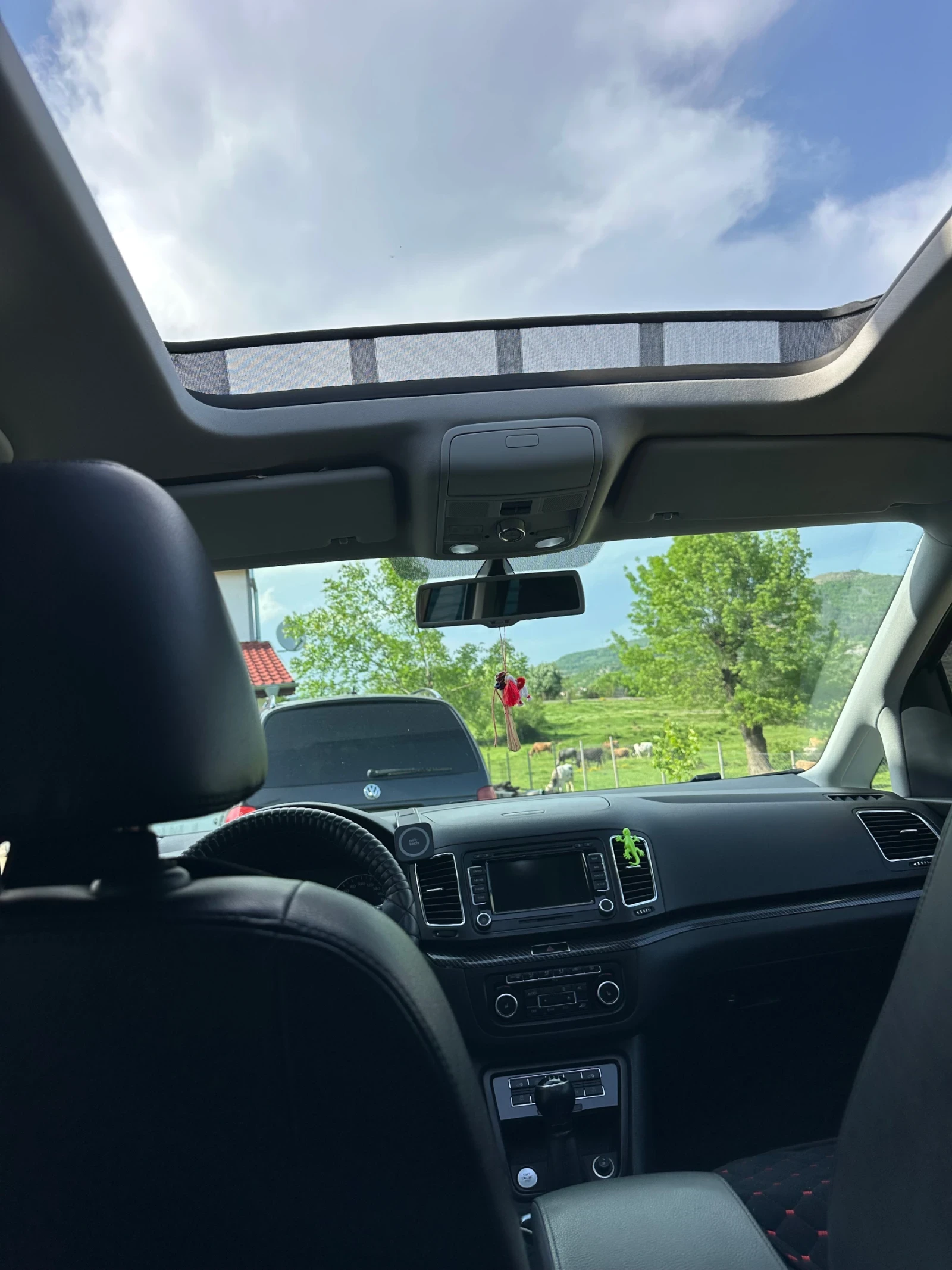 VW Sharan, снимка 7 - Автомобили и джипове - 54543705