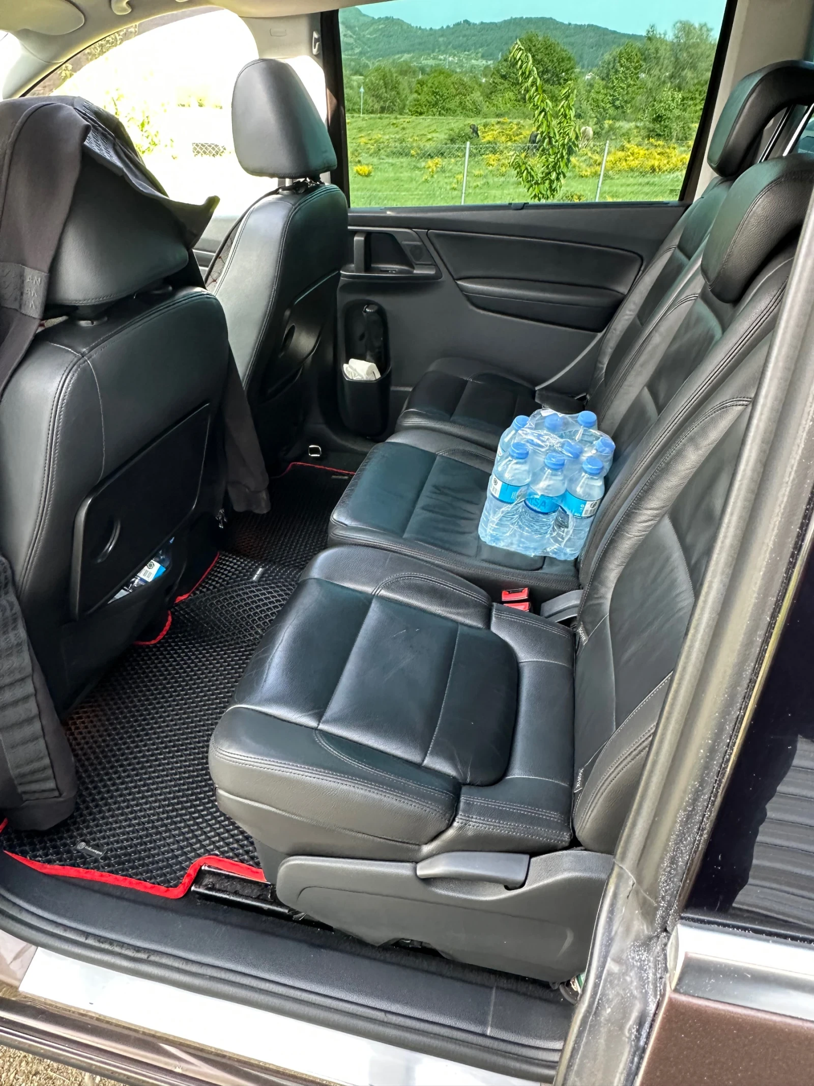 VW Sharan, снимка 13 - Автомобили и джипове - 54543705
