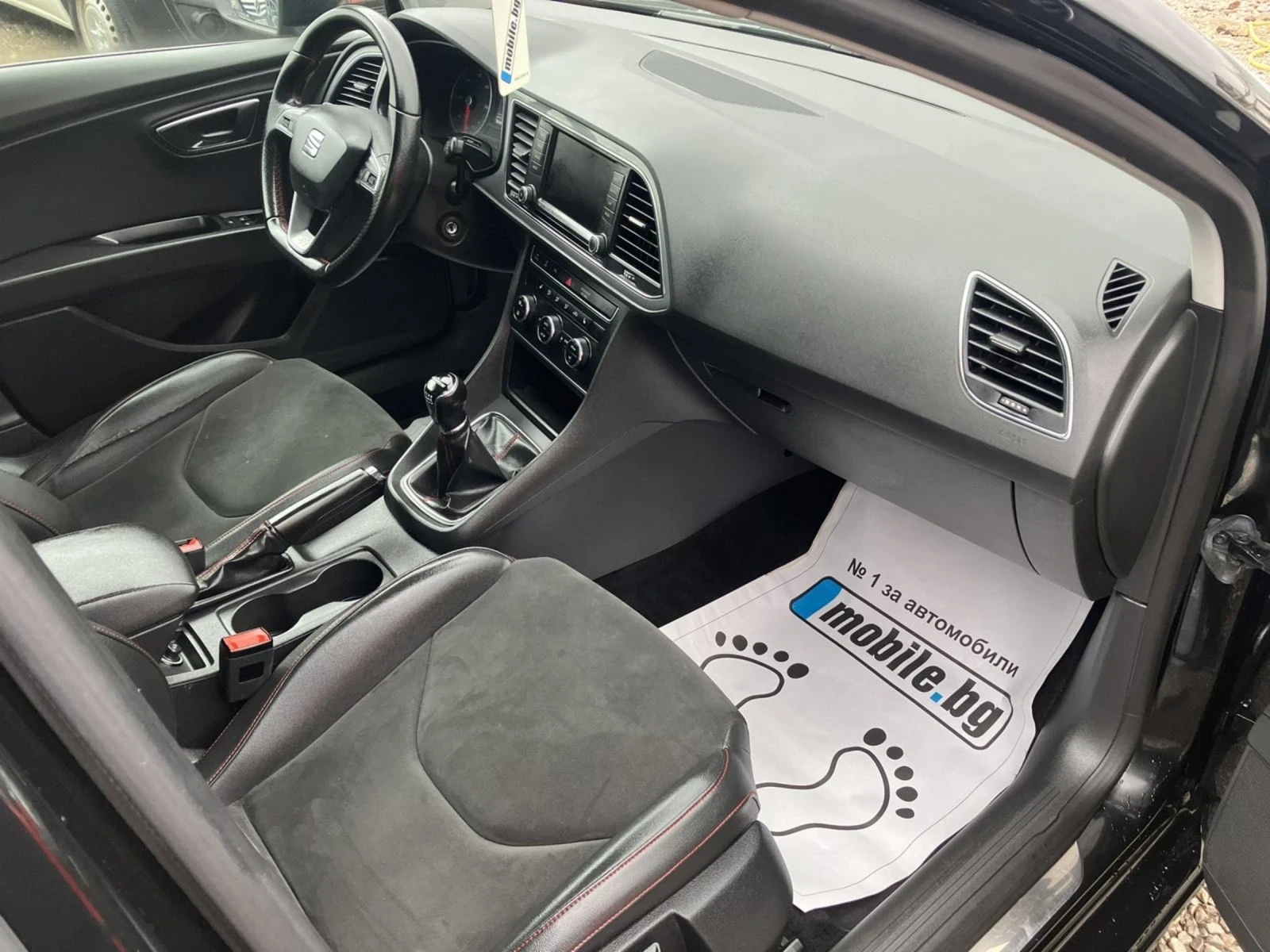 Seat Leon, снимка 10 - Автомобили и джипове - 54794296