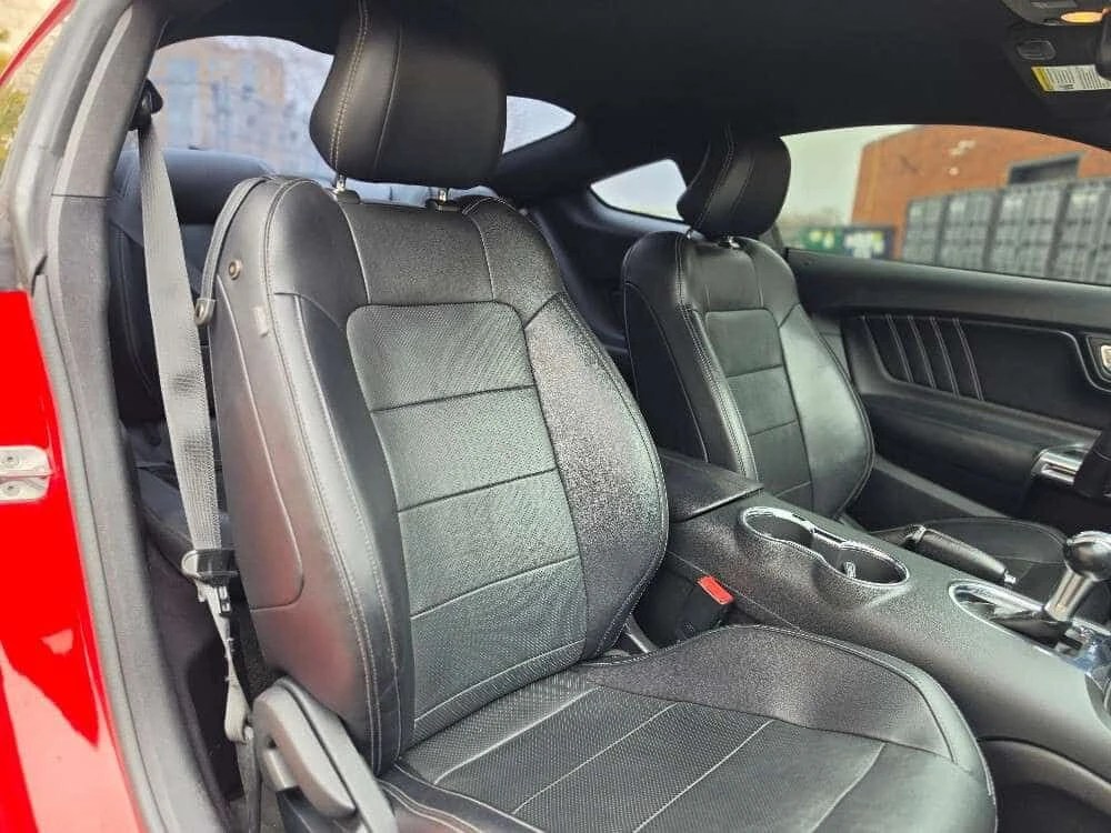 Ford Mustang * FASTBACK PREMIUM AUTOMATIC LEATHER LOADED * CARF, снимка 10 - Автомобили и джипове - 54903371