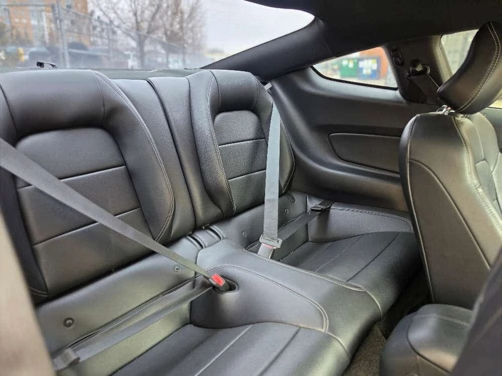 Ford Mustang * FASTBACK PREMIUM AUTOMATIC LEATHER LOADED * CARF, снимка 11 - Автомобили и джипове - 54903371