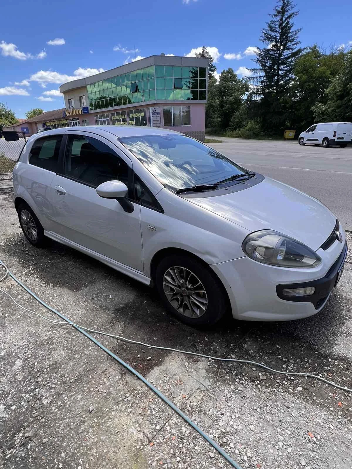 Fiat Punto 1.3 , снимка 4 - Автомобили и джипове - 54919259