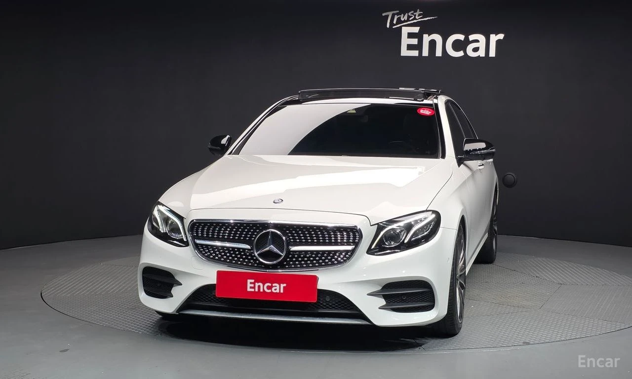 Mercedes-Benz E 300 AMG* LINE* BURMESTER* ОБДУХВАНЕ* ДИГИТАЛНО* ТАБЛО*, снимка 3 - Автомобили и джипове - 55193307