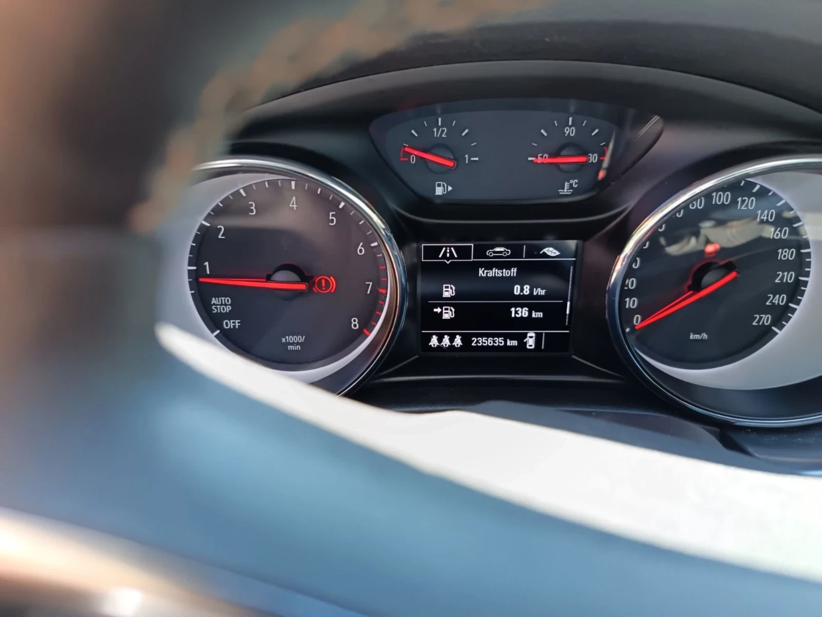 Opel Astra SPORTS TOURER, снимка 10 - Автомобили и джипове - 55353389