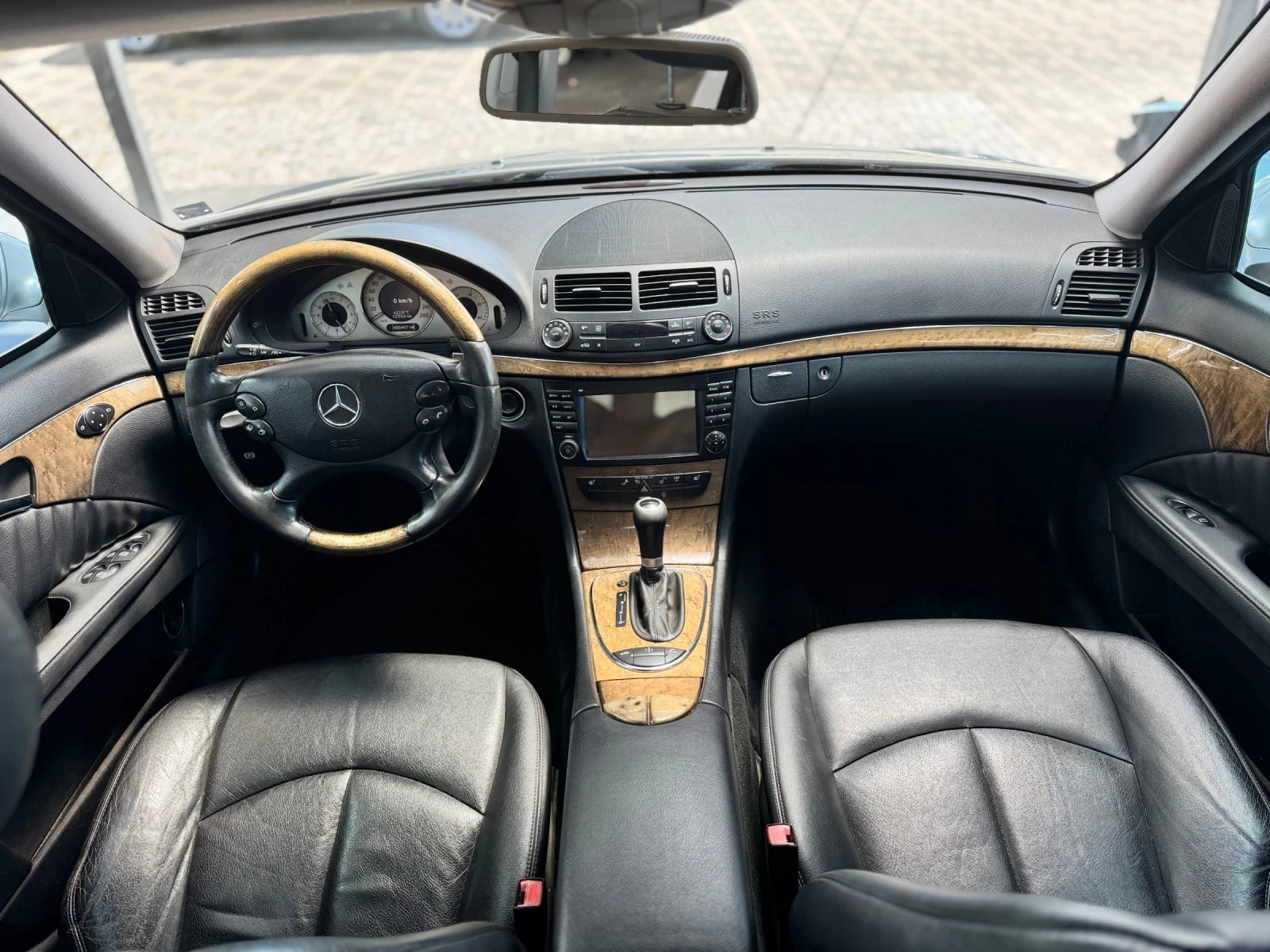 Mercedes-Benz E 320 CDI 4MATIC Avantgarde AirMatic , снимка 7 - Автомобили и джипове - 55418698