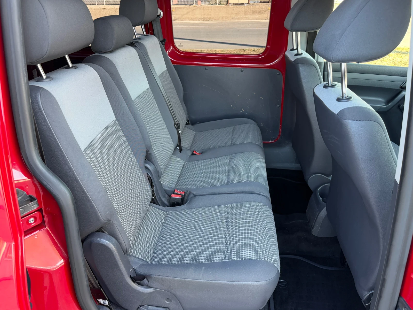 VW Caddy 2, 0-4MOTION, снимка 9 - Автомобили и джипове - 56565917