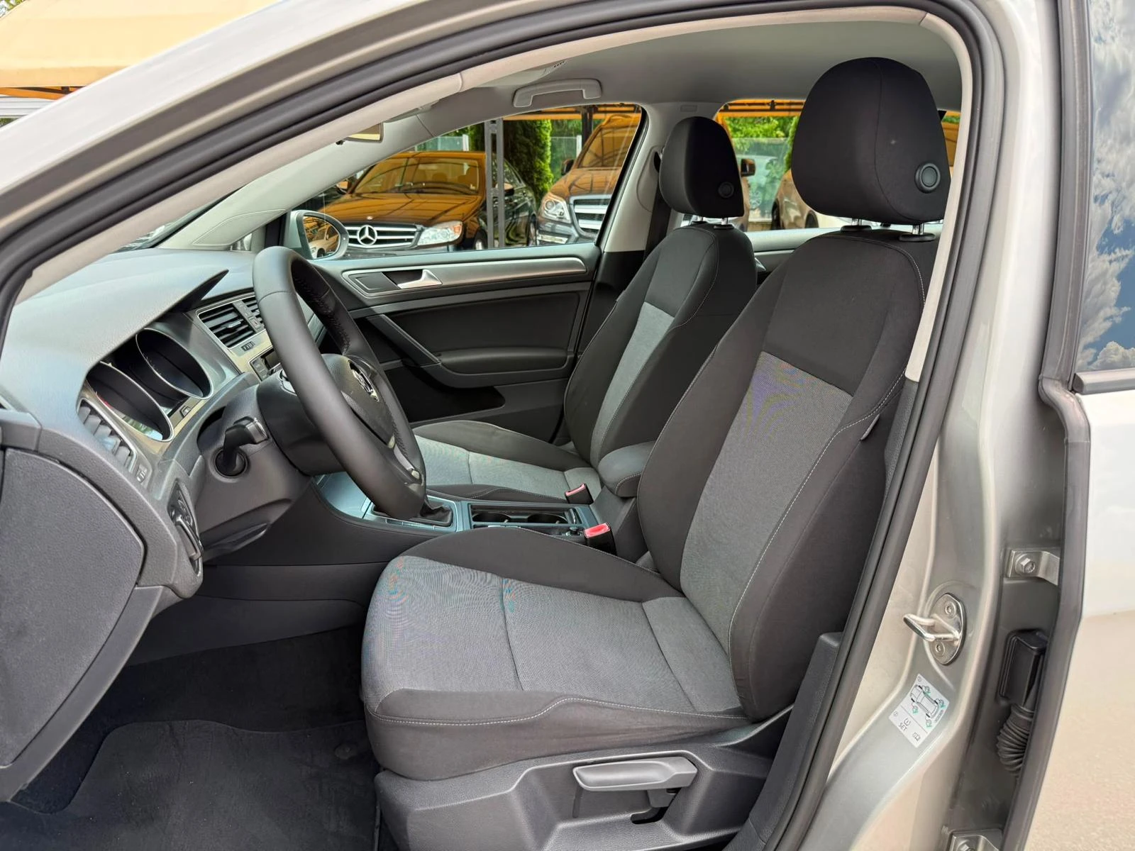 VW Golf VW Golf 1.2TSI 105�.�. 100% ������ ��������� ! | Mobile.bg � ����������� 9