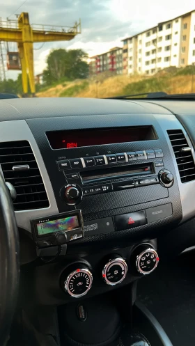 Mitsubishi Outlander 2.0 - 7000 € / 13690.81 лв. - 13883368 10