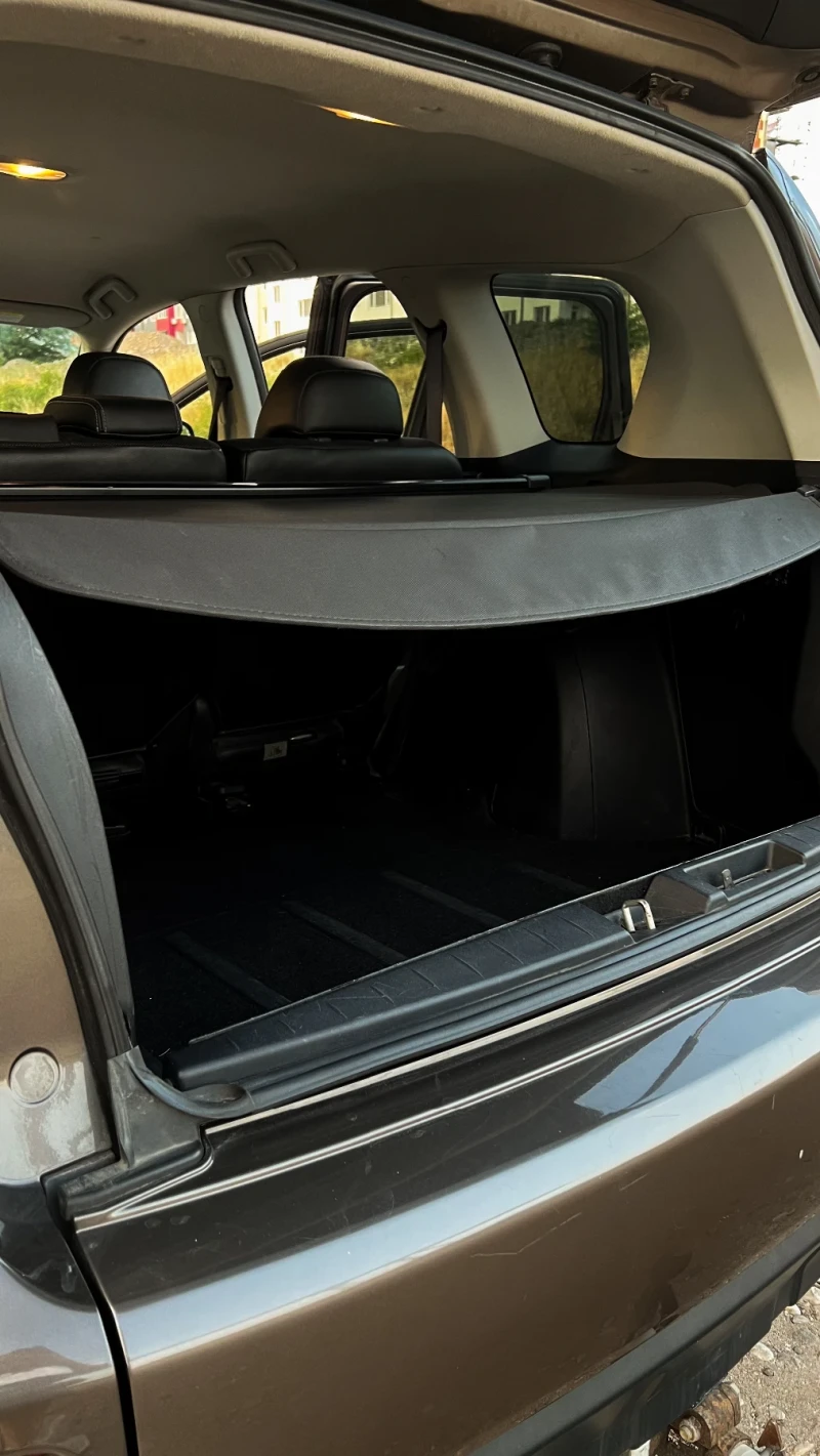 Mitsubishi Outlander 2.0, снимка 17 - Автомобили и джипове - 53489153