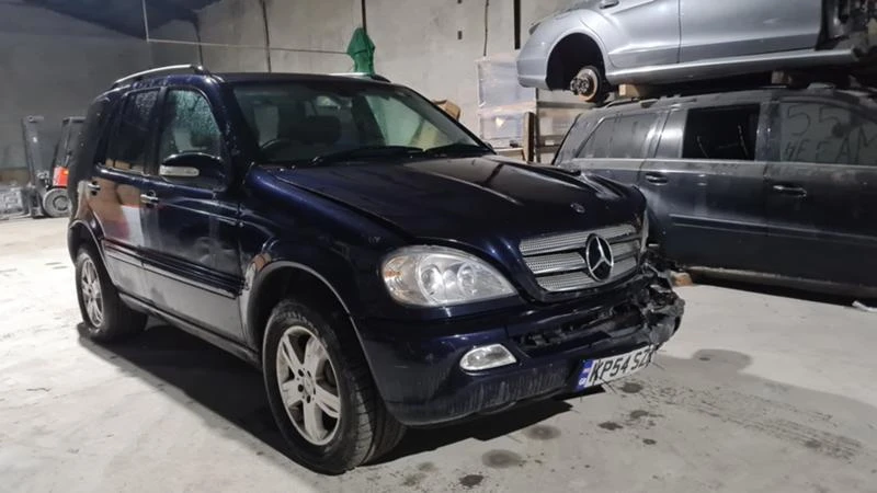 Mercedes-Benz ML 270 Face/На части - [1] 