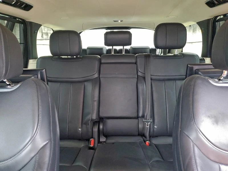 Land Rover Discovery 4.4L 8 ALL WHEEL DRIVE, снимка 11 - Автомобили и джипове - 53989701