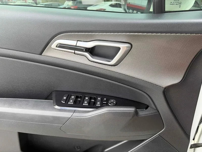 Kia Sportage 2.0 2Wd Prestige - САМО 30% АВАНС, снимка 15 - Автомобили и джипове - 55787550