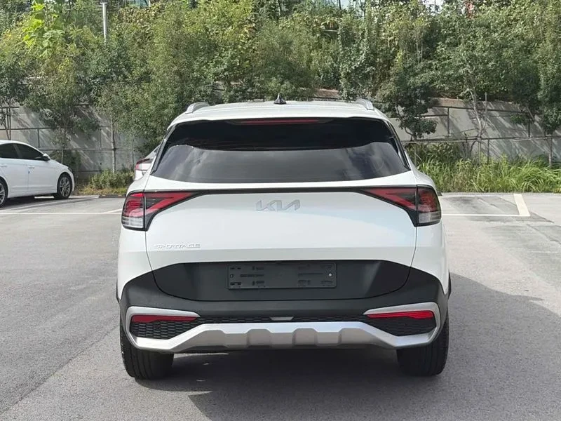 Kia Sportage 2.0 2Wd Prestige - САМО 30% АВАНС, снимка 4 - Автомобили и джипове - 55787550