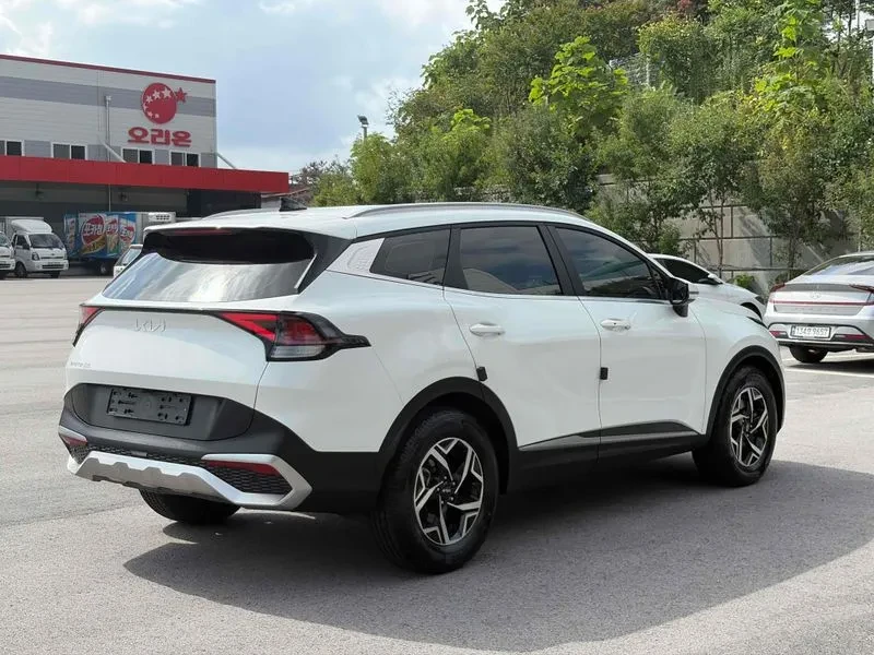 Kia Sportage 2.0 2Wd Prestige - САМО 30% АВАНС, снимка 2 - Автомобили и джипове - 55787550