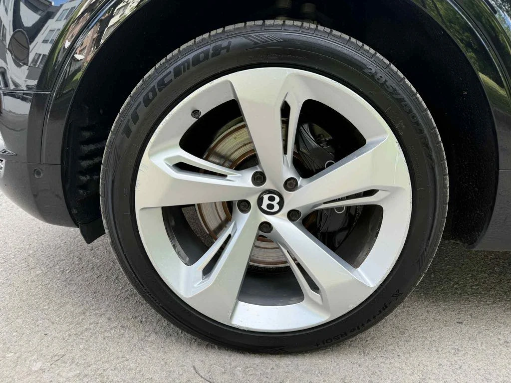 Bentley Bentayga 6.0 / W12  - изображение 7