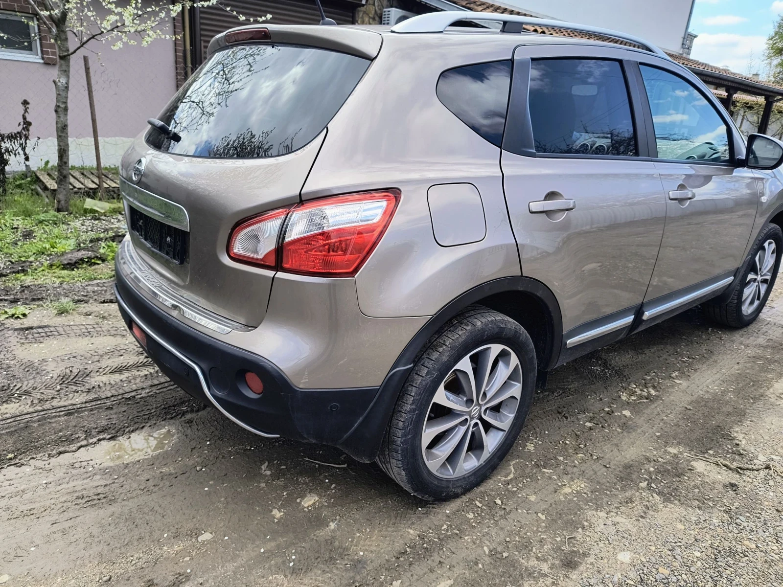 Nissan Qashqai 0898544466 Автоматик 2.0i 11250лв - изображение 4