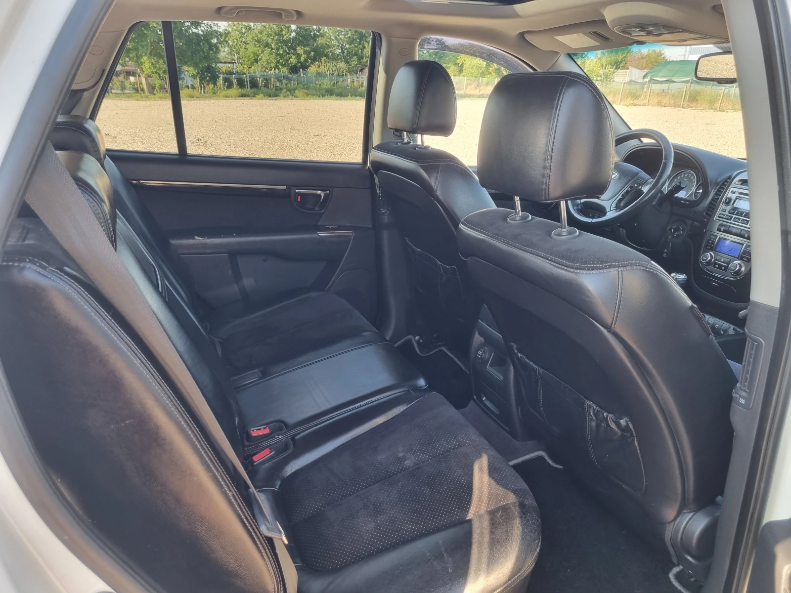 Hyundai Santa fe нов внос ГЕРМАНИЯ ФУЛ 2.2 ДИЗЕЛ ТОП СЪСТОЯНИЕ - изображение 9