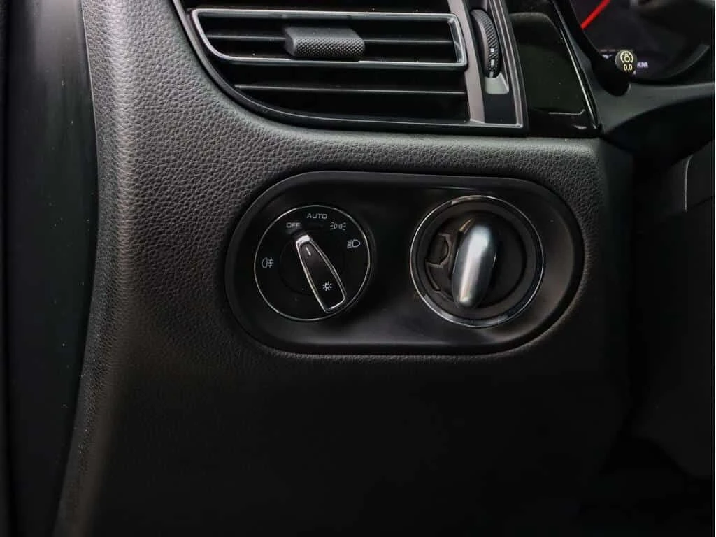 Porsche Macan S  CARFAX, снимка 11 - Автомобили и джипове - 53783201