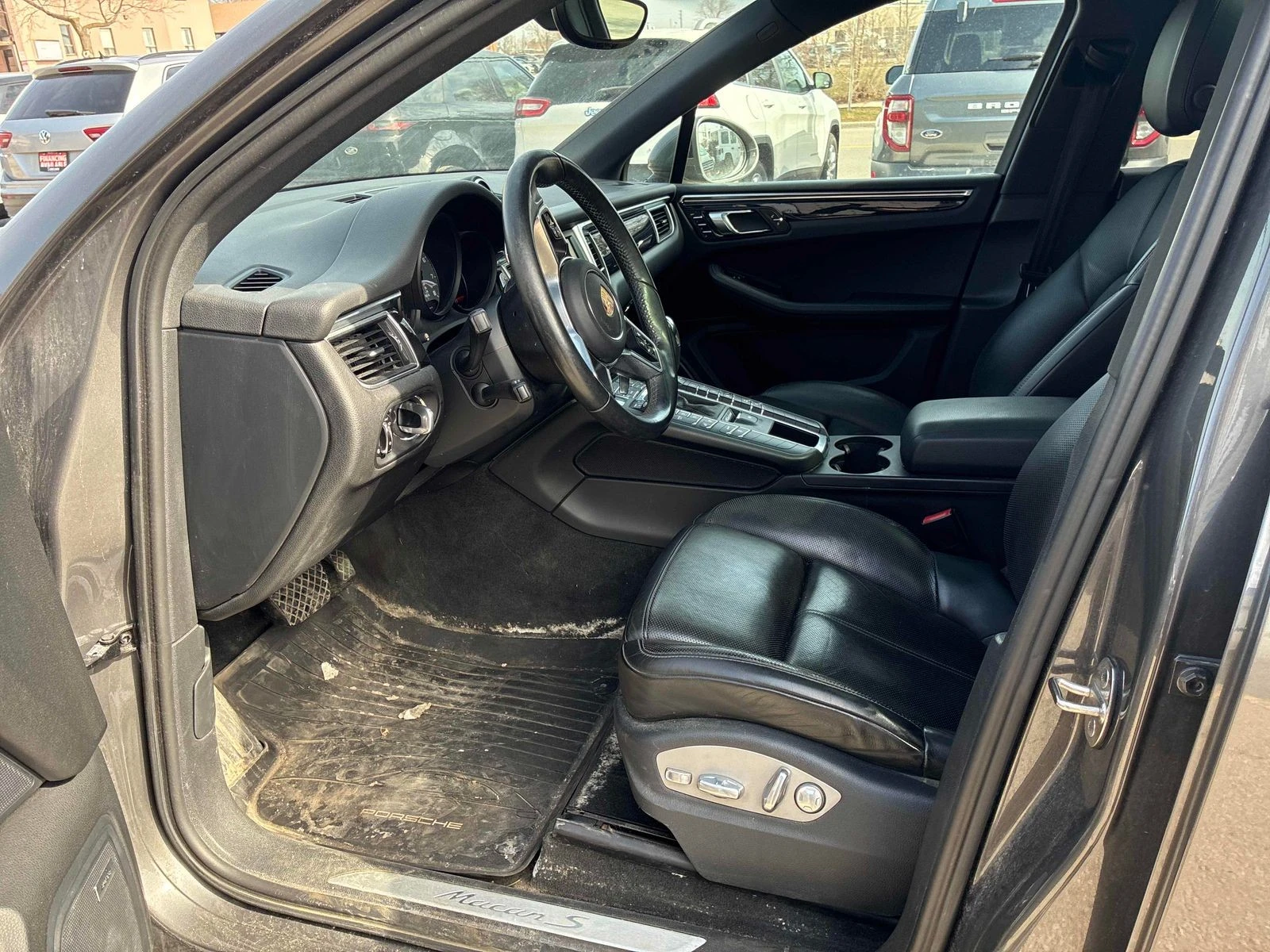 Porsche Macan S РЕГИСТАЦИЯ+ ОБСЛУЖВАНЕ , снимка 5 - Автомобили и джипове - 54108710