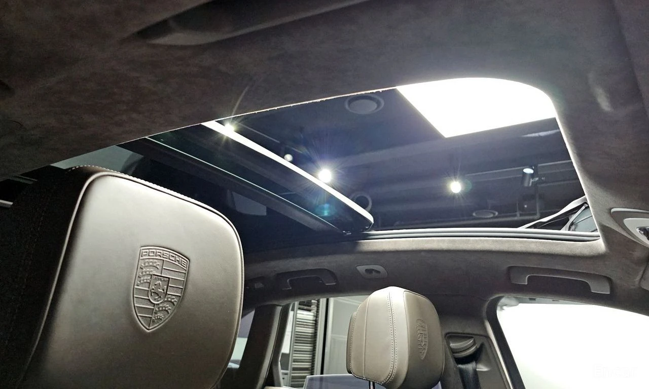 Porsche Macan TURBO* PANO* КОЖА* ПОДГРЕВ* КАМЕРА, снимка 15 - Автомобили и джипове - 54387749