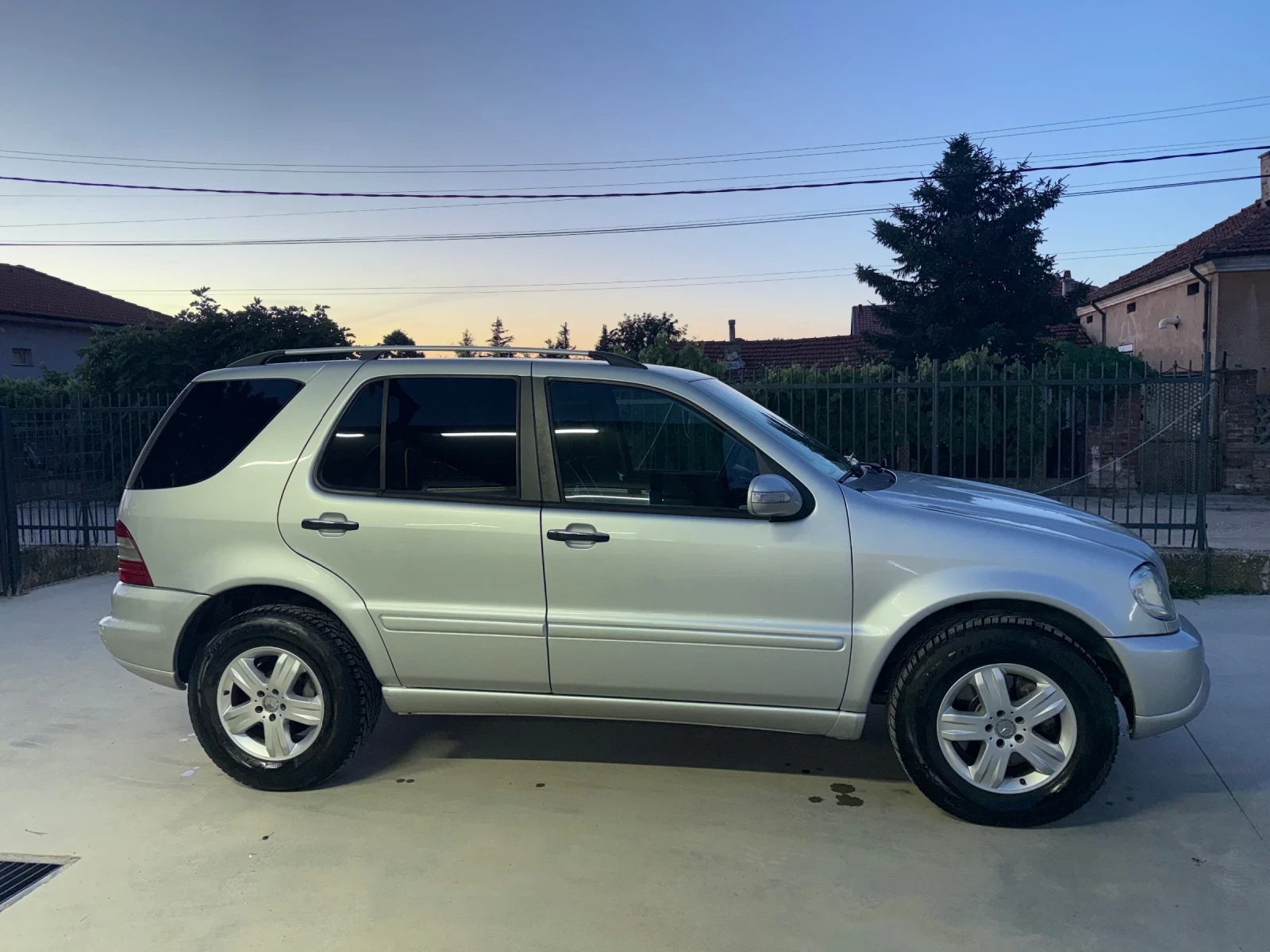 Mercedes-Benz ML 270 FINAL EDITION, снимка 2 - Автомобили и джипове - 54905785