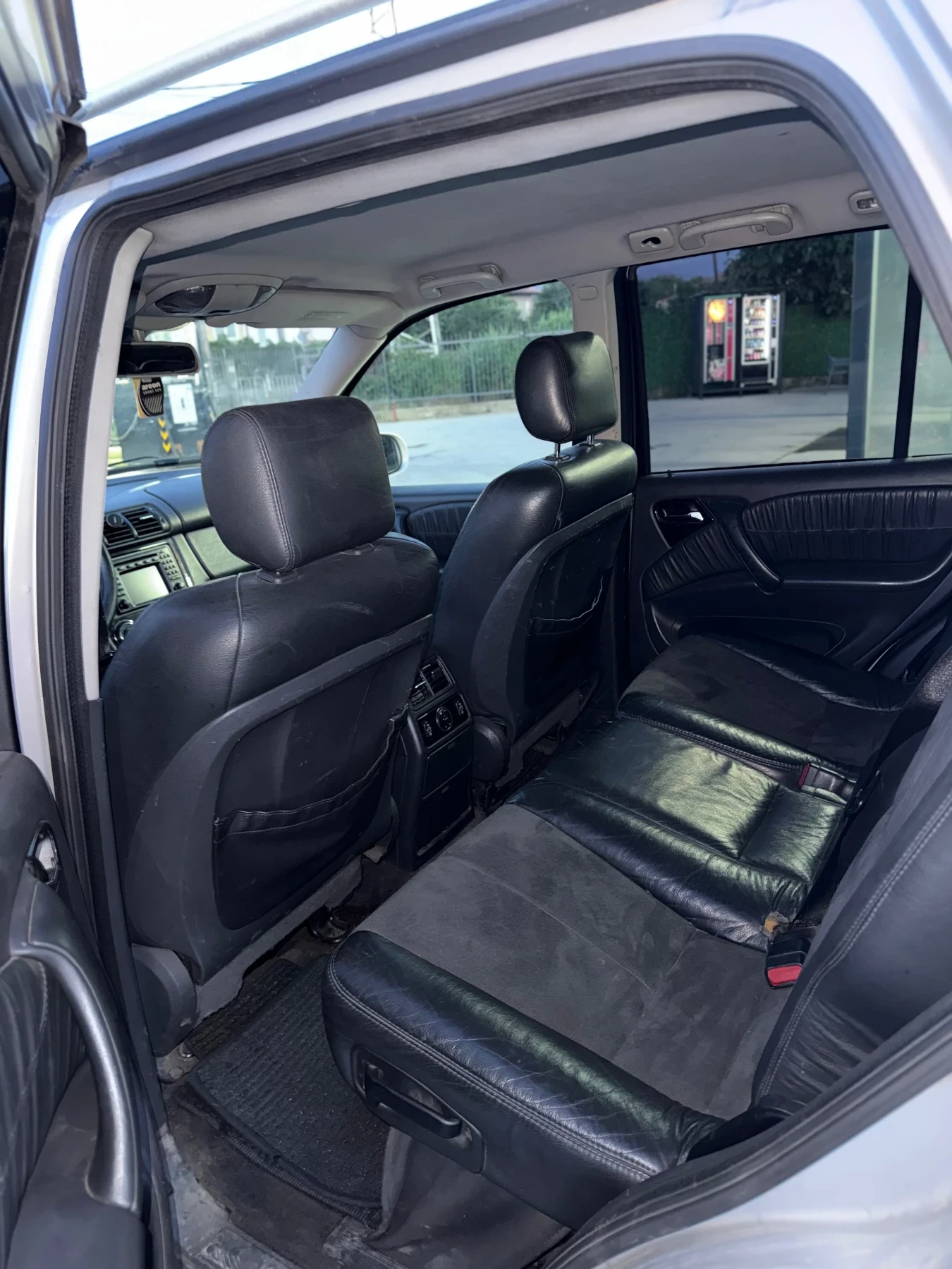 Mercedes-Benz ML 270 FINAL EDITION, снимка 9 - Автомобили и джипове - 54905785