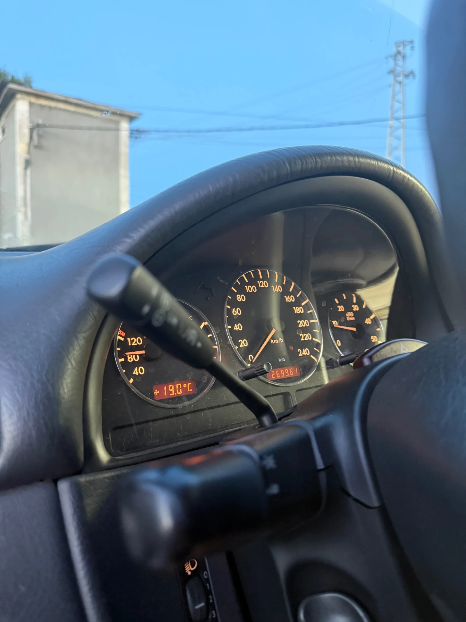 Mercedes-Benz ML 270 FINAL EDITION, снимка 12 - Автомобили и джипове - 54905785