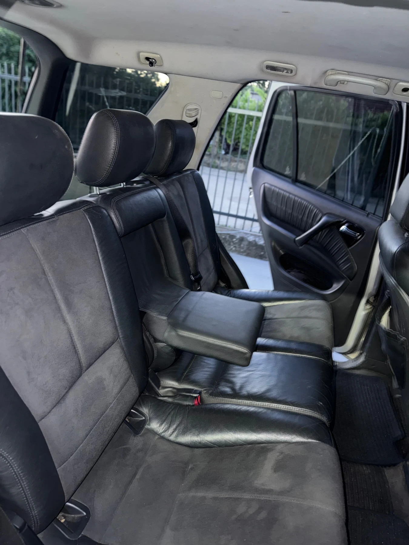 Mercedes-Benz ML 270 FINAL EDITION, снимка 8 - Автомобили и джипове - 54905785