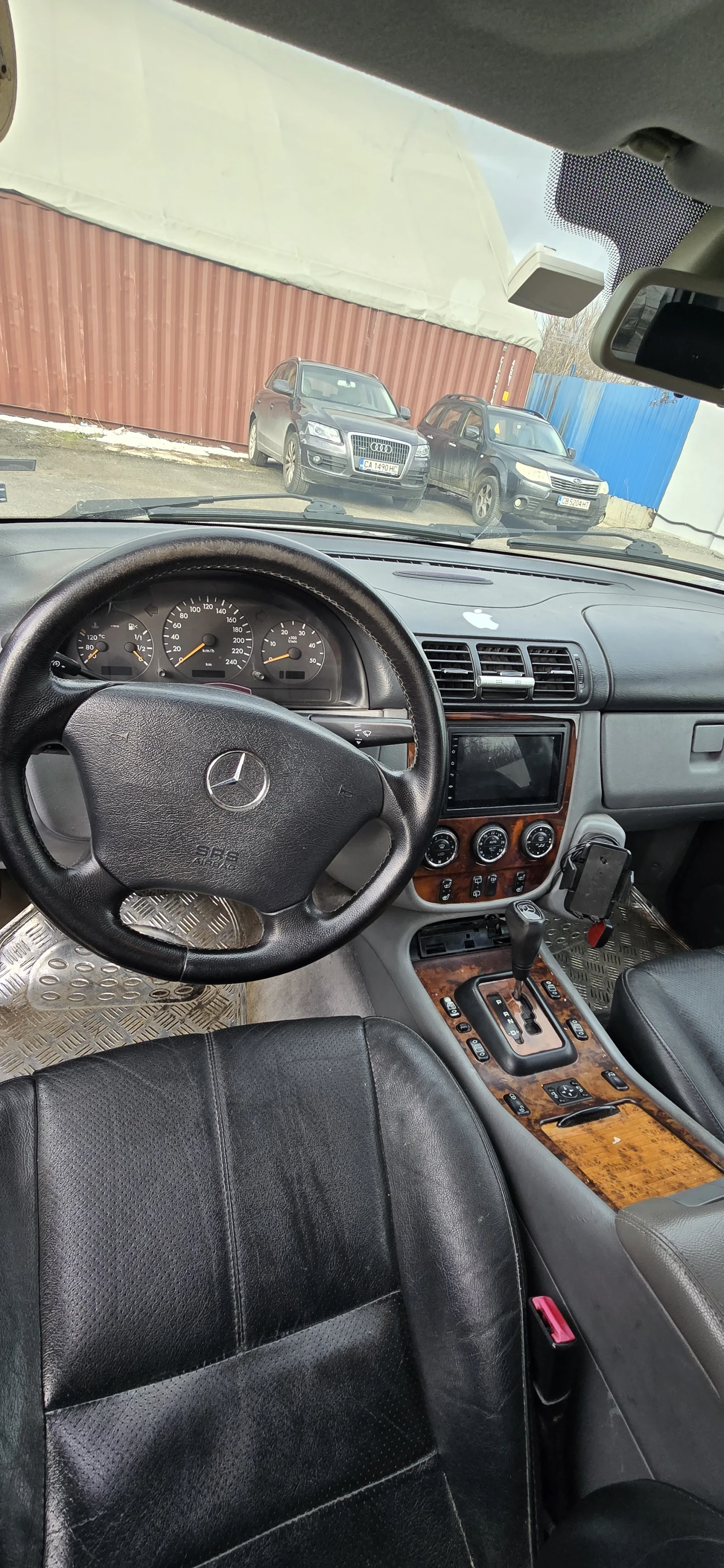 Mercedes-Benz ML 270, снимка 6 - Автомобили и джипове - 55313584
