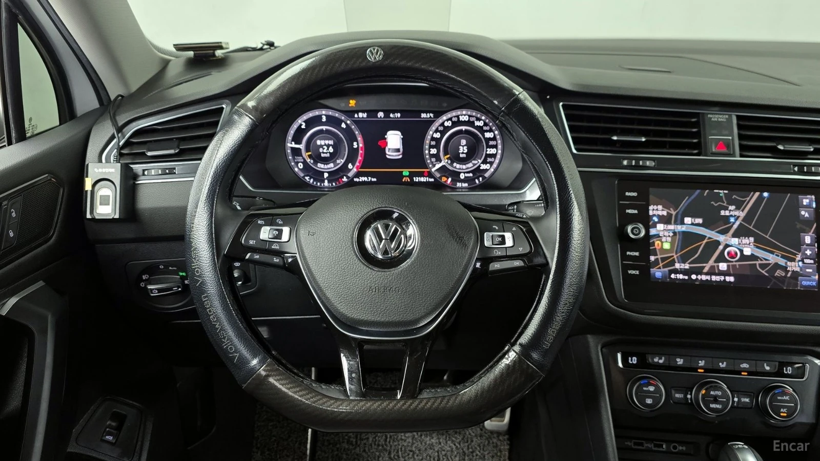 VW Tiguan Allspace* 2.0TDI* ПОДГРЕВ* ПАНОРАМА* 360* HEAD-UP*, снимка 12 - Автомобили и джипове - 55586130
