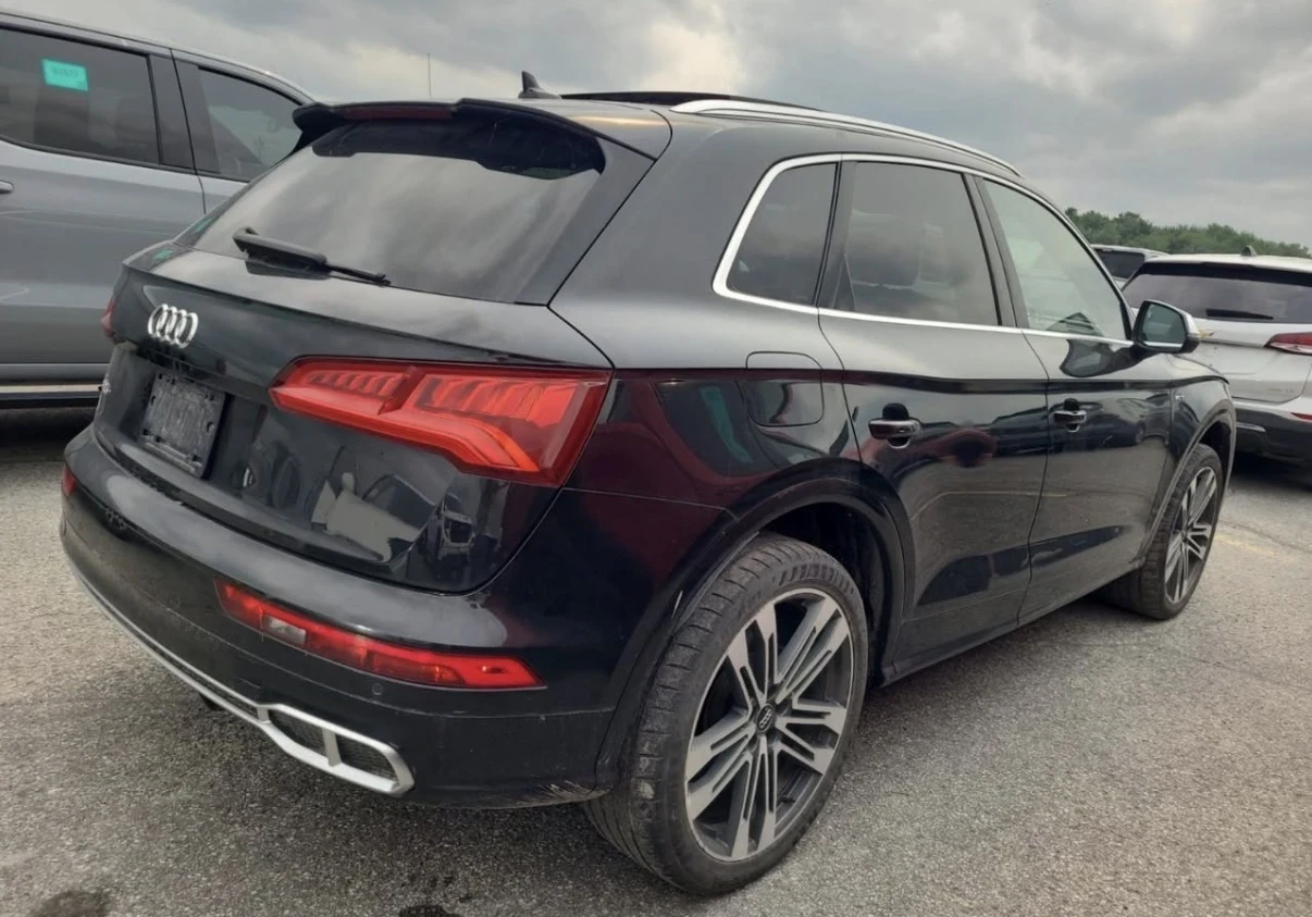 Audi SQ5 3.0T PROGRESSIV * B&O * ДИГИТАЛНО ТАБЛО * CARFAX *, снимка 3 - Автомобили и джипове - 55844257