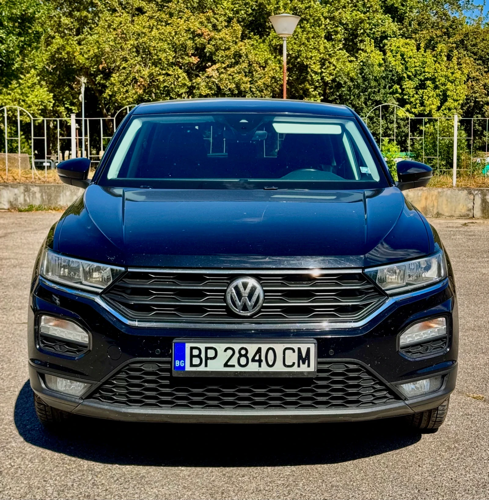 VW T-Roc 1.6TDI, снимка 2 - Автомобили и джипове - 56180996