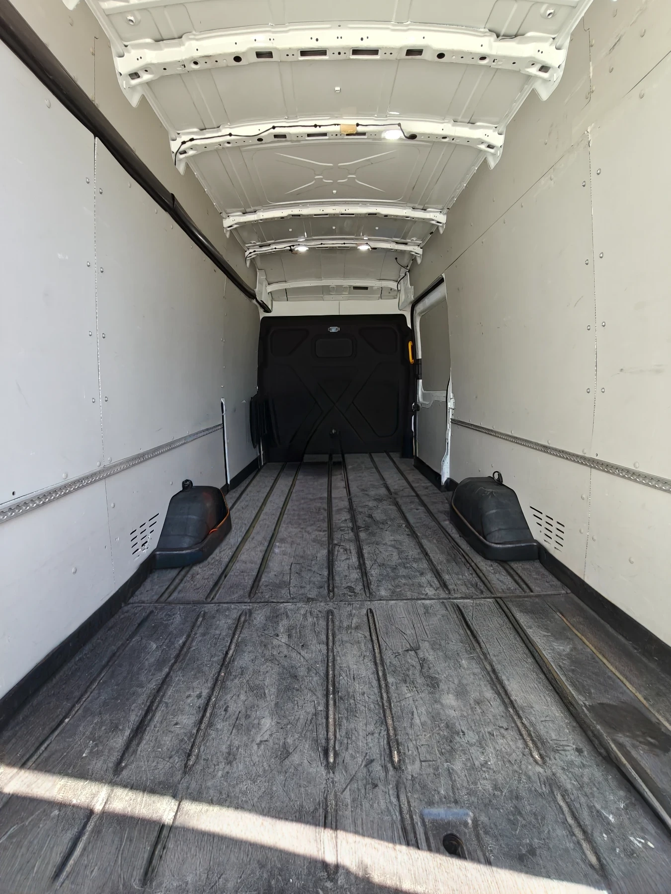 Ford Transit 2.0 Maxi Base - изображение 8