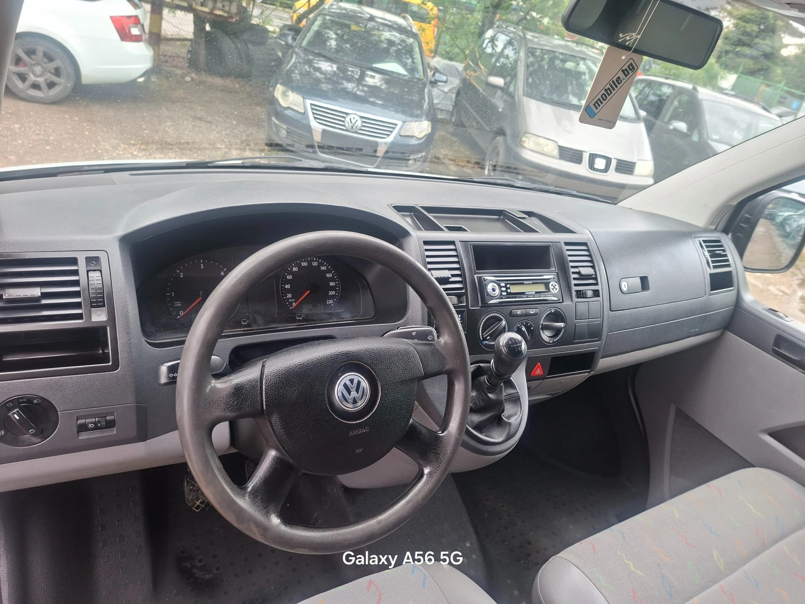 VW T5 1.9 TDi 86 кс. ТОП, снимка 8 - Бусове и автобуси - 54656962