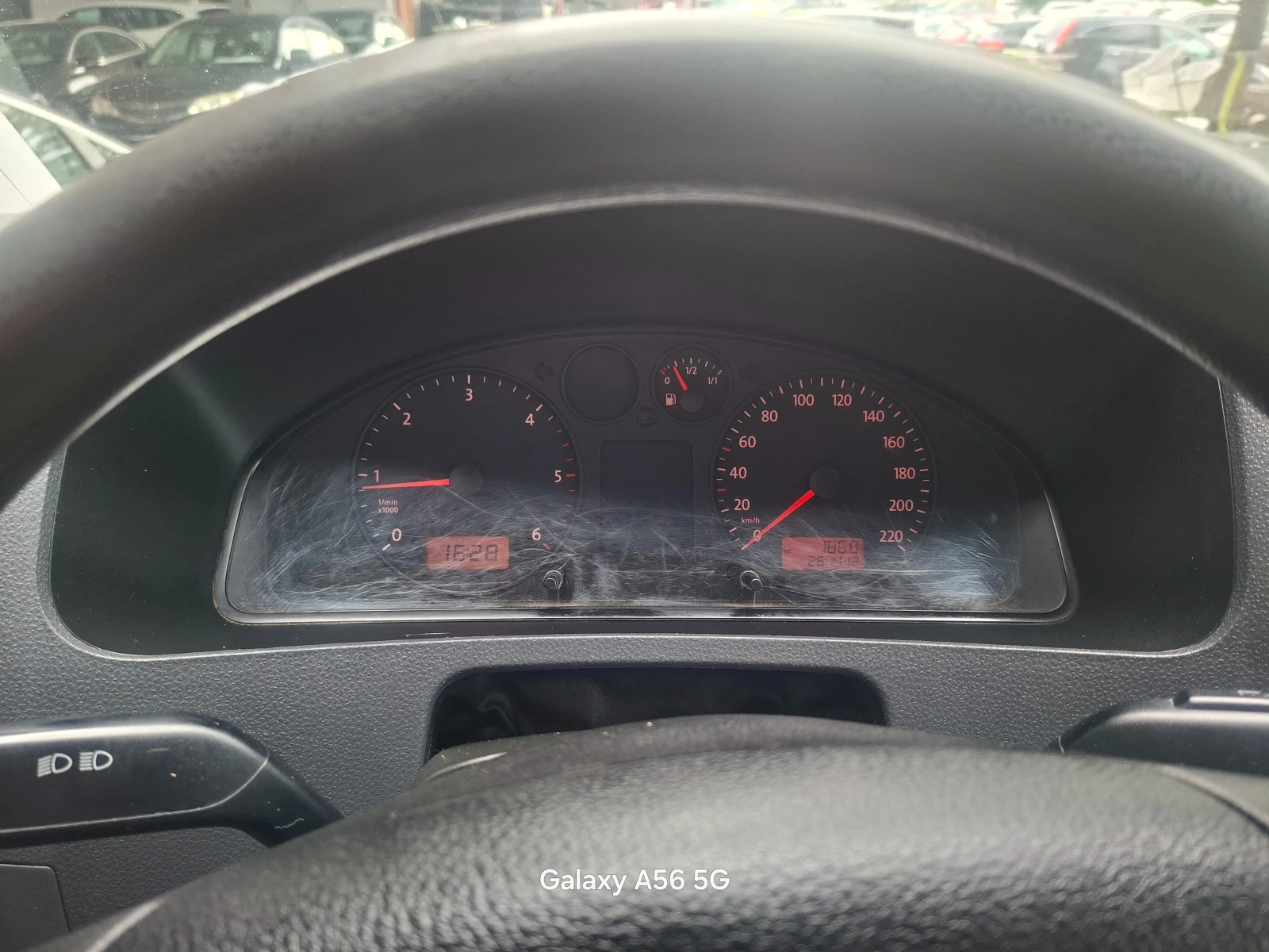 VW T5 1.9 TDi 86 кс. ТОП, снимка 10 - Бусове и автобуси - 54656962
