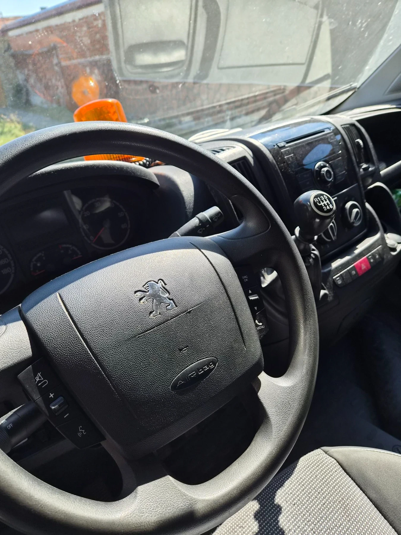 Peugeot Boxer 2.2, снимка 4 - Бусове и автобуси - 56243536