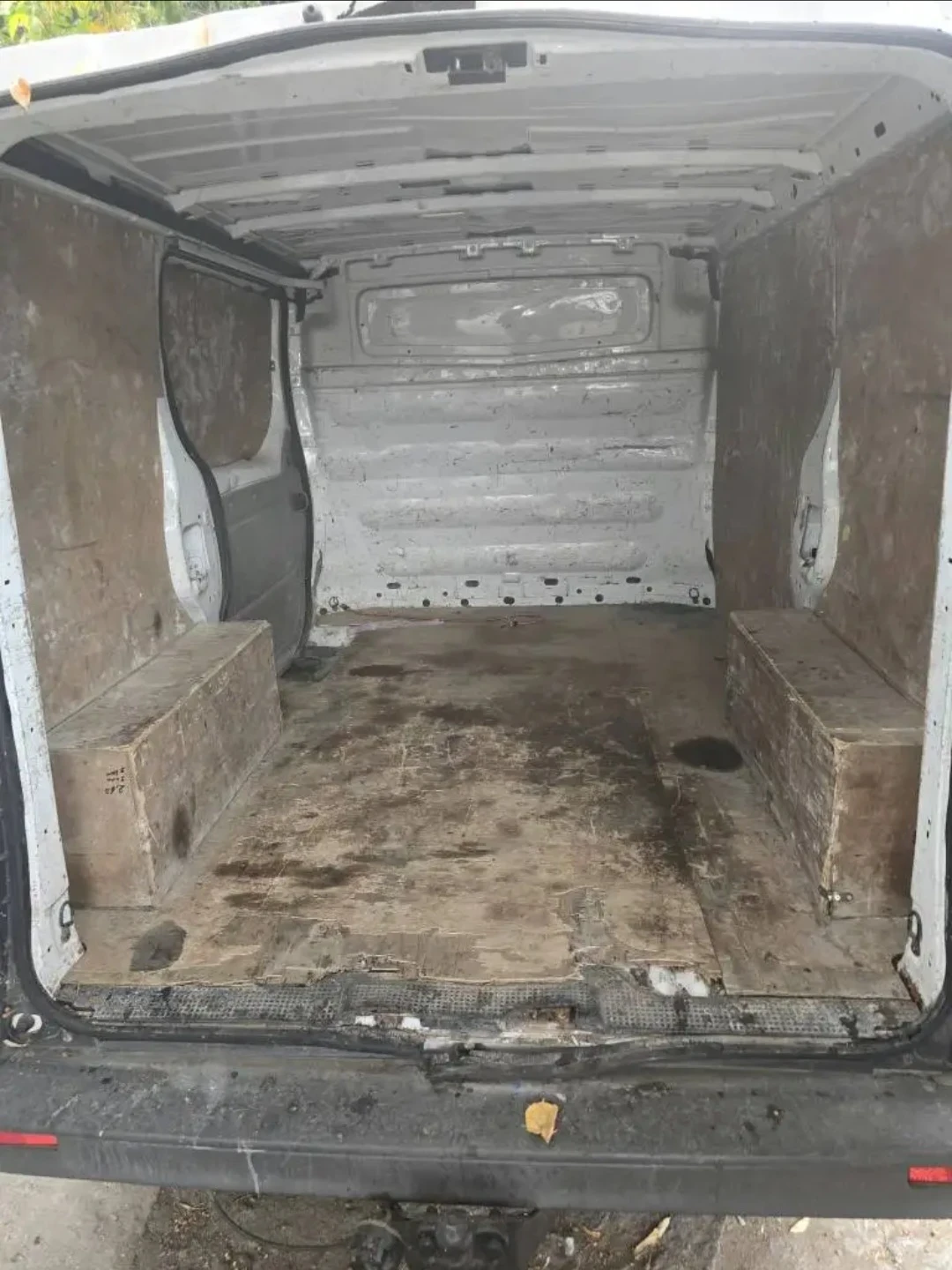 Opel Vivaro, снимка 4 - Бусове и автобуси - 56304500