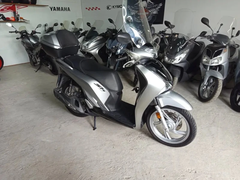 Honda Sh 150i, снимка 3 - Мотоциклети и мототехника - 53292436