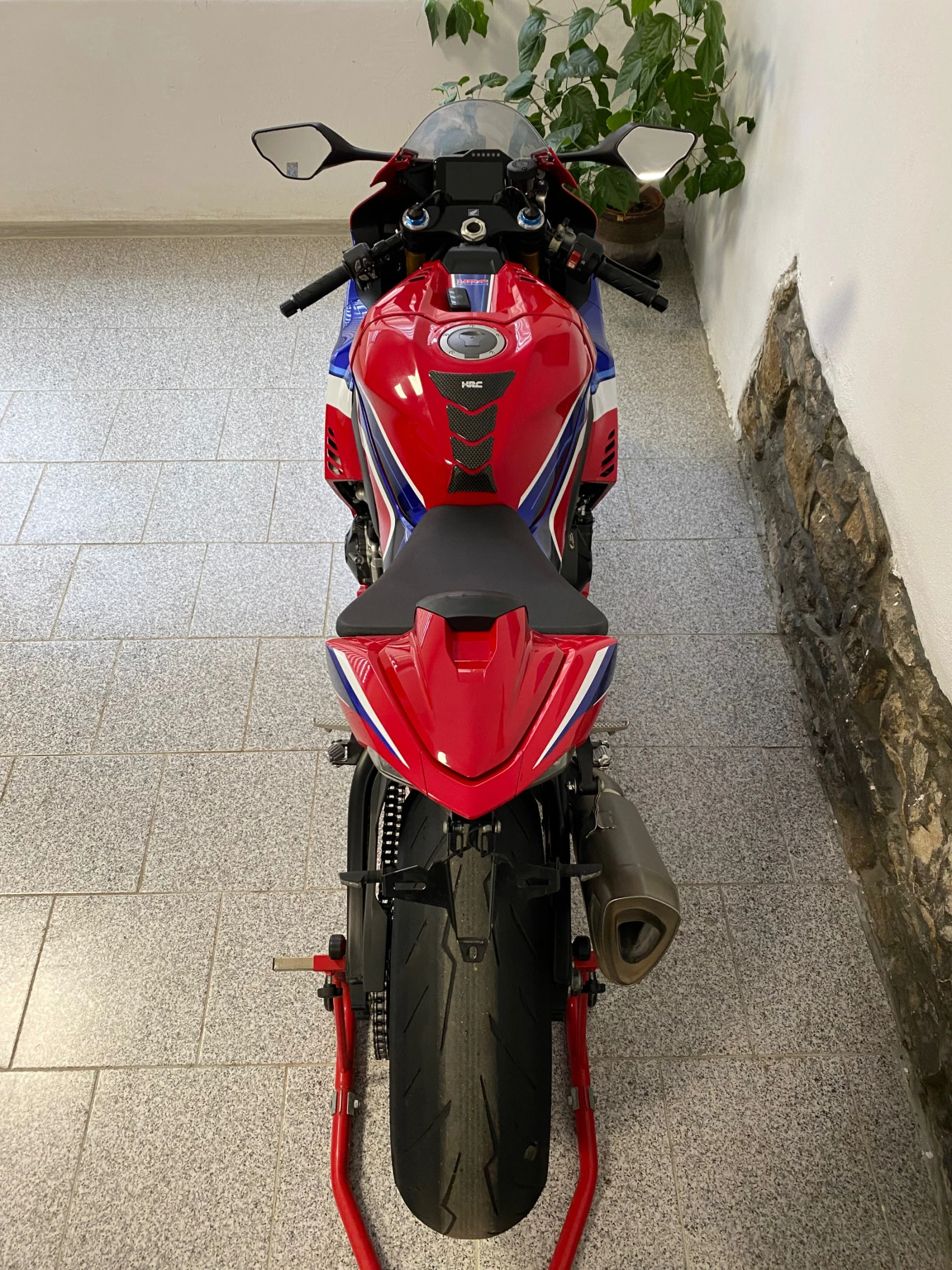 Honda Cbr CBR1000RRR-SP - изображение 6