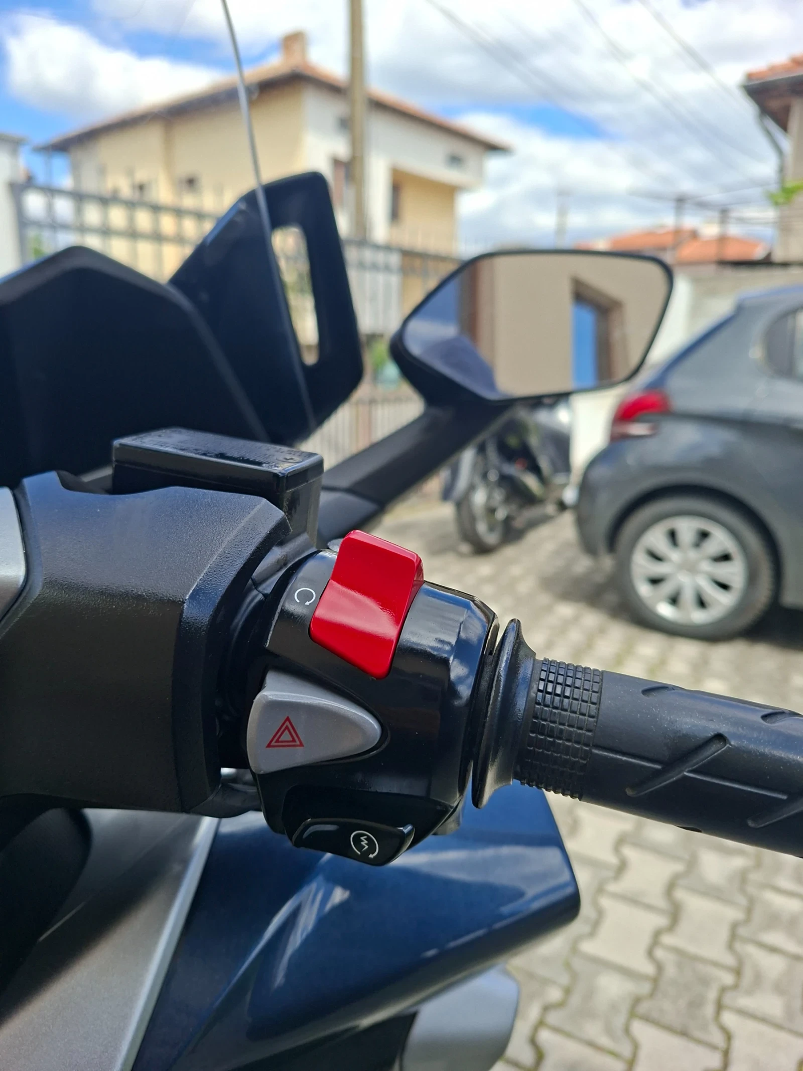 Honda Forza 300 ABS, снимка 8 - Мотоциклети и мототехника - 54753069