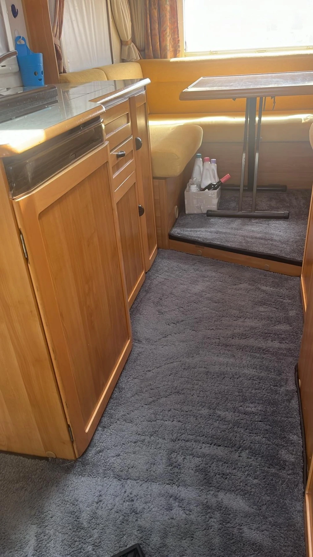 Кемпер HYMER / ERIBA B534, снимка 7 - Каравани и кемпери - 54712915