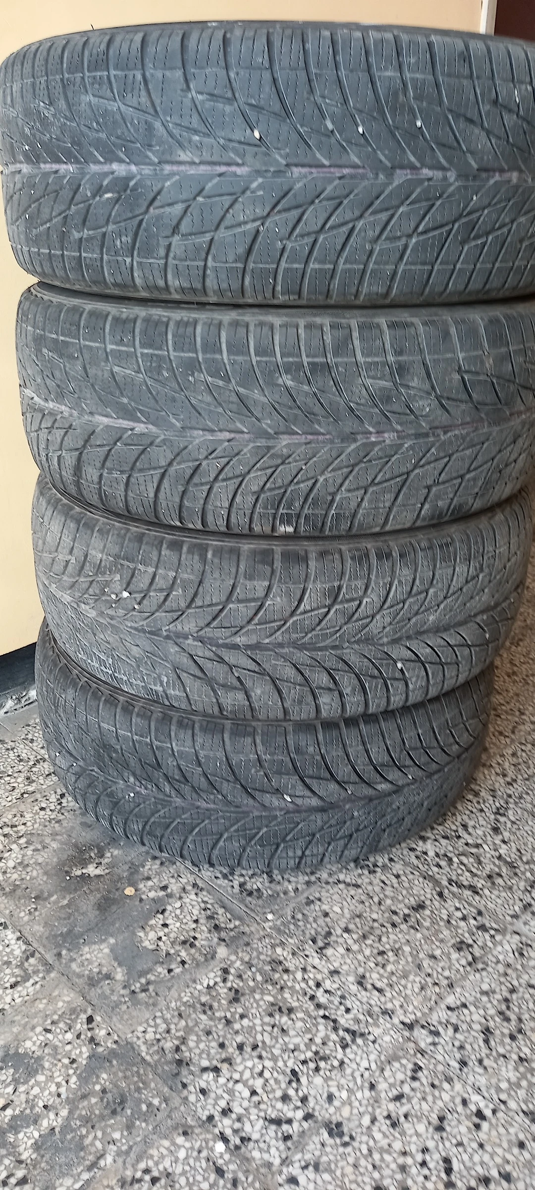 ���� 225/55R17 | Mobile.bg � ����������� 1
