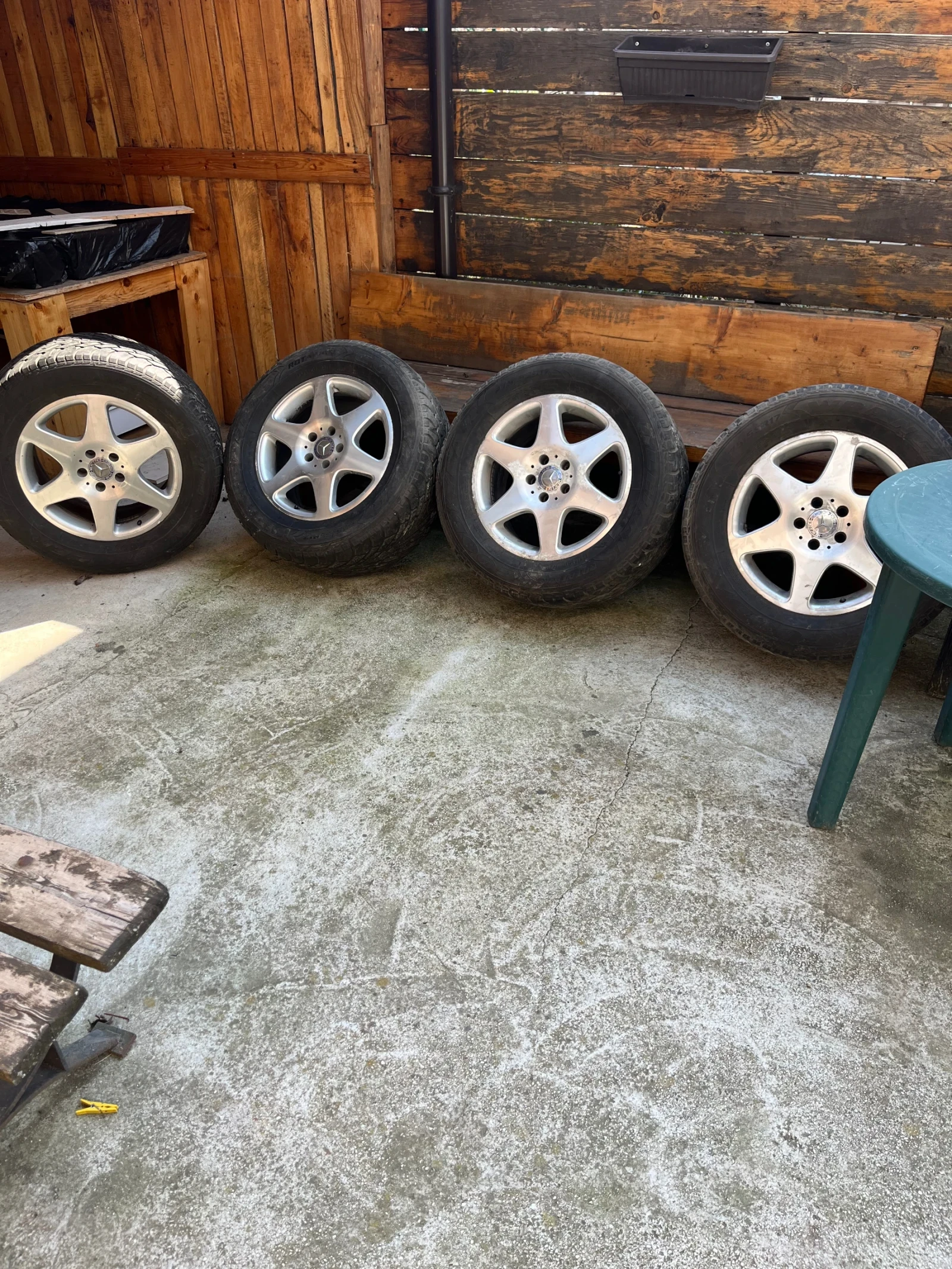 Гуми с джанти Goodyear 275/55R17