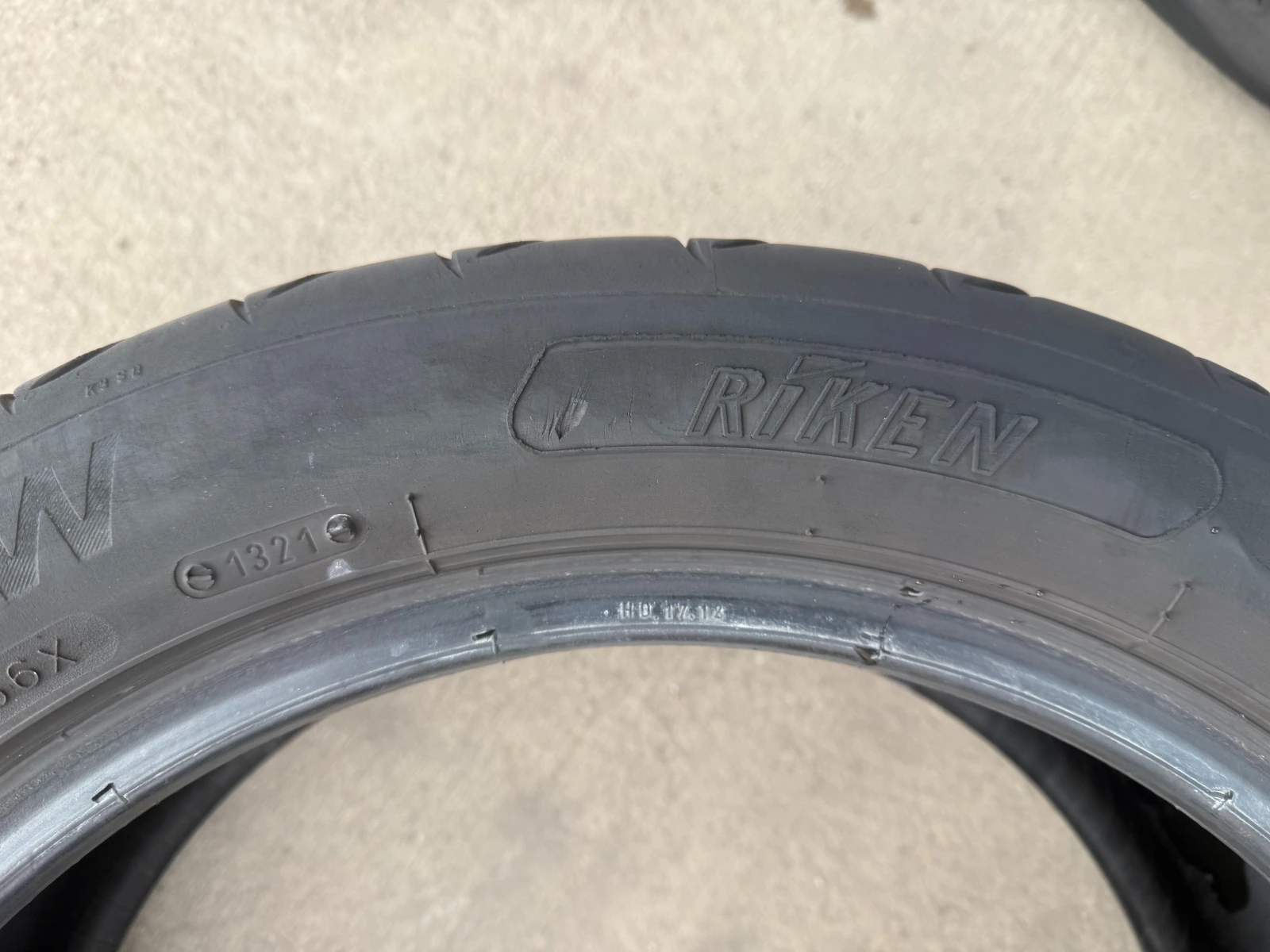 Гуми Летни 215/50R17, снимка 4 - Гуми и джанти - 53992572