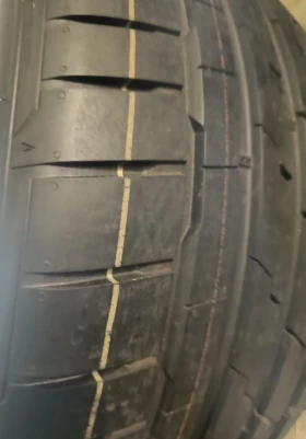 Гуми с джанти Hankook 275/35R21, снимка 5 - Гуми и джанти - 49149649