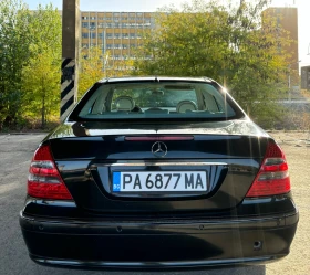  Mercedes-Benz E 320